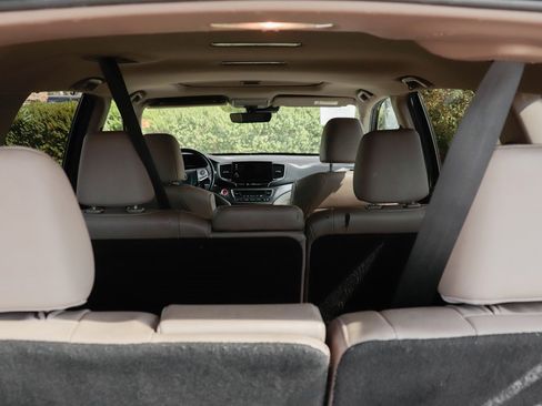 Used 2021 Honda Pilot EX-L image 11