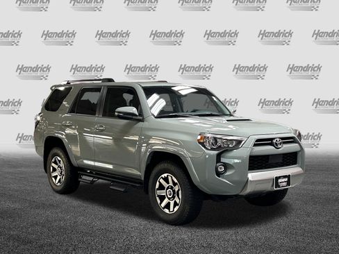 Used 2023 Toyota 4Runner TRD Off-Road Premium w/ Moonroof Package AWD/4WD image 2