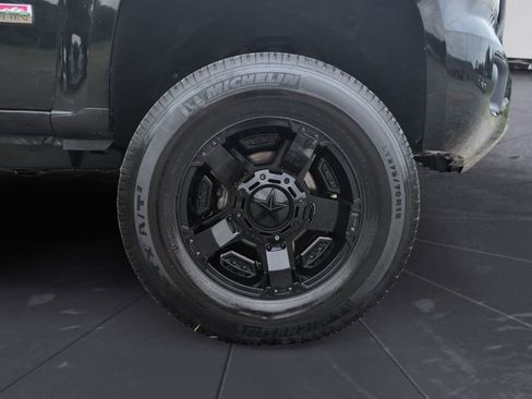 Used 2015 GMC Canyon SLE w/ All-Terrain Package AWD/4WD image 23