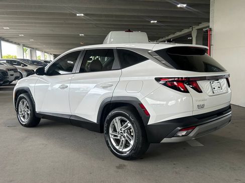 Used 2025 Hyundai Tucson SE FWD image 7