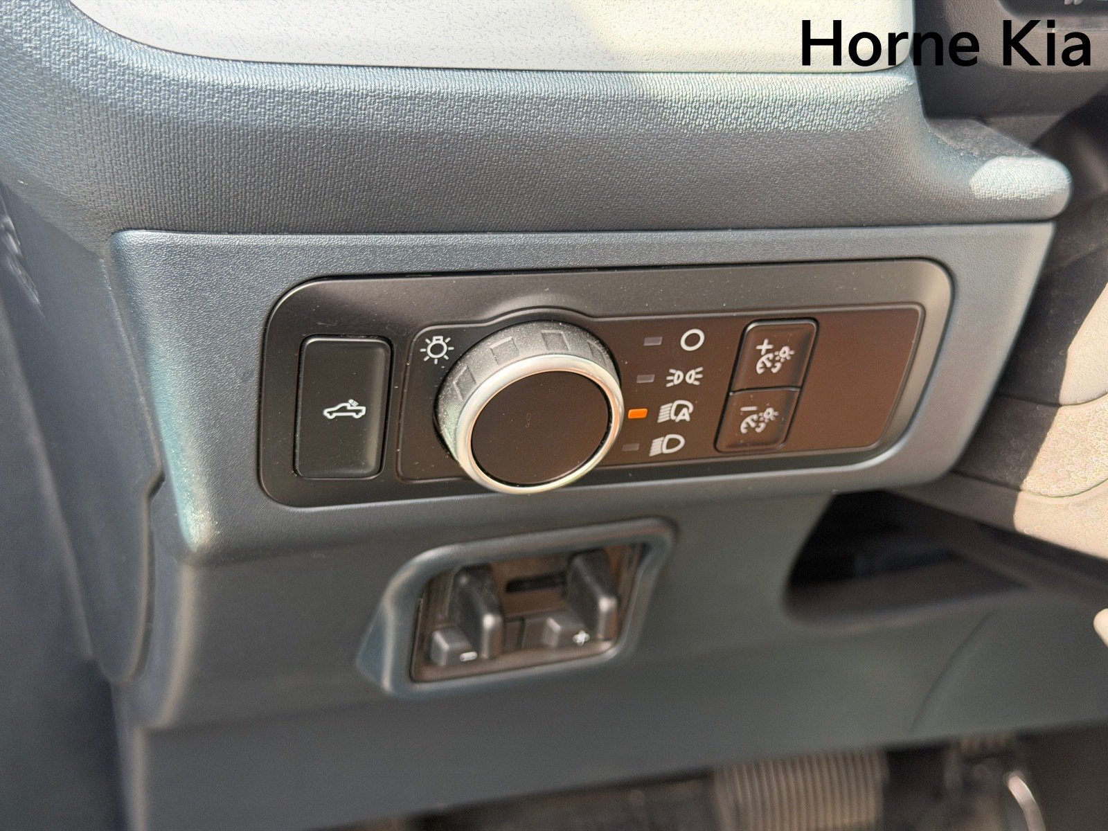 Used 2024 Ford Maverick Lariat w/ 4K Tow Package AWD/4WD image 9