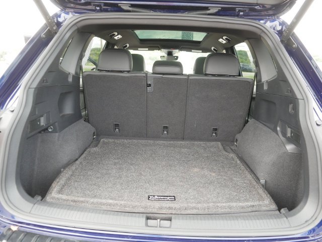 Certified 2023 Volkswagen Tiguan SEL R-Line AWD/4WD image 18