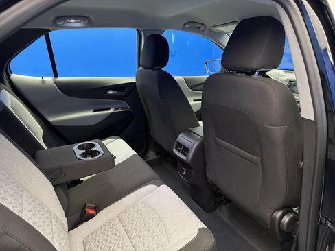 Used 2023 Chevrolet Equinox LS image 24