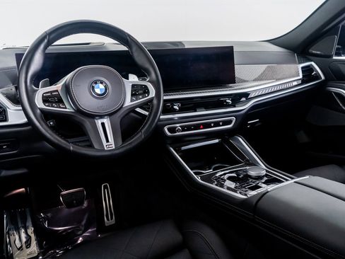 Used 2024 BMW X6 M60i image 2