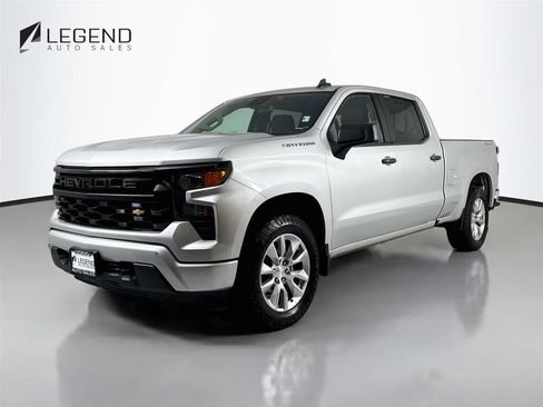 Used 2022 Chevrolet Silverado 1500 Custom AWD/4WD image 1
