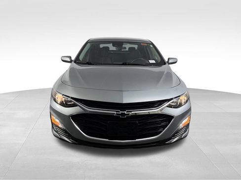 Used 2025 Chevrolet Malibu RS FWD image 4