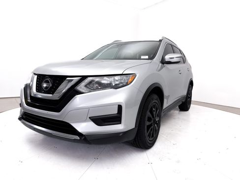 Used 2019 Nissan Rogue SV AWD/4WD image 11
