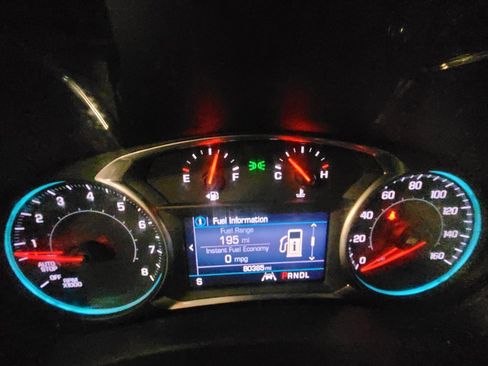 Used 2021 Chevrolet Equinox LT FWD image 23
