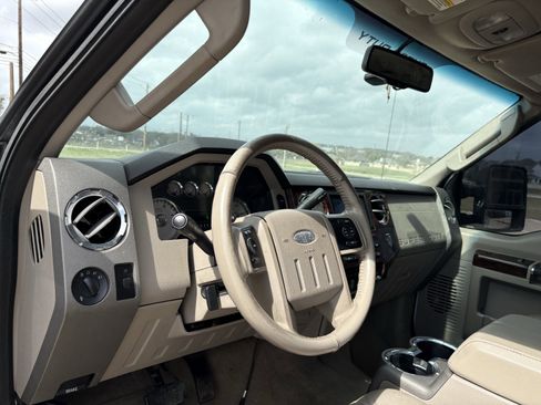 Used 2008 Ford F250 Lariat image 15