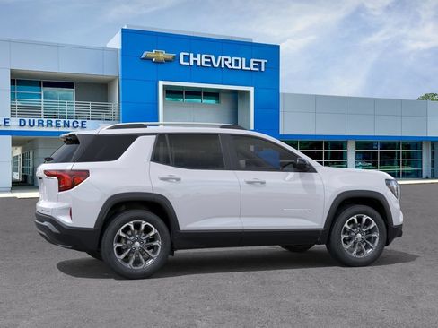 New 2027 GMC Terrain Elevation w/ Elevation Premium Package FWD image 5