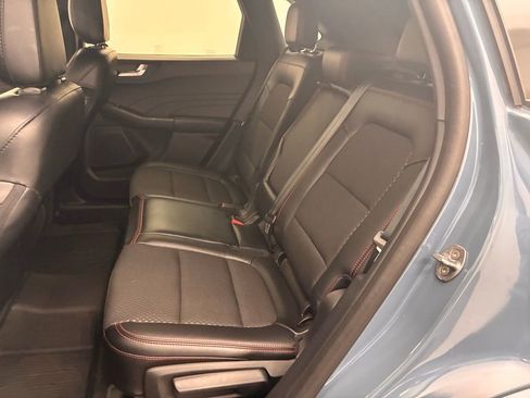 Certified 2023 Ford Escape ST-Line Select w/ Tech Pack #1 image 32