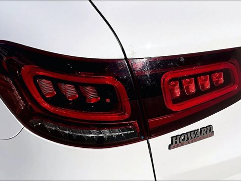 Used 2021 Mercedes-Benz GLC 300 image 23