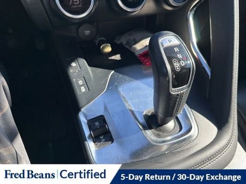 Used 2020 Jaguar E-PACE SE image 16
