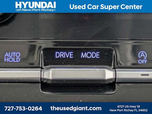 Certified 2025 Hyundai Santa Fe SEL FWD image 28