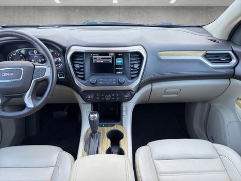 Used 2018 GMC Acadia Denali w/ Technology Package image 3