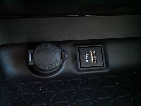 Certified 2024 Toyota RAV4 LE image 28