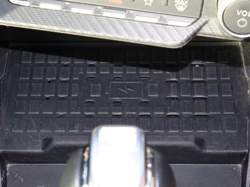 Used 2024 Ford Mustang Premium image 21