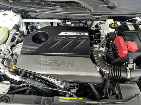 Used 2023 Nissan Rogue SV FWD image 32