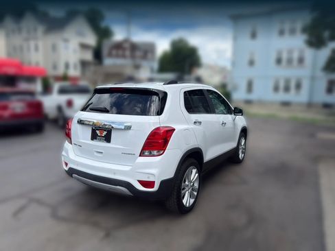 Used 2019 Chevrolet Trax Premier AWD/4WD image 6