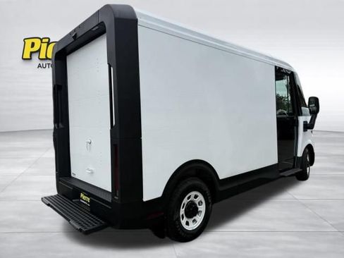Used 2024 Chevrolet Brightdrop 400 w/ Commercial Equipment Package AWD/4WD image 5