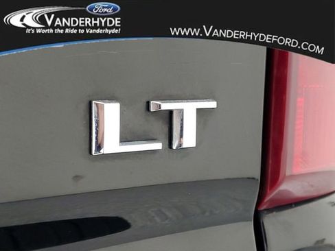 Used 2020 Chevrolet Silverado 1500 LT w/ All-Star Edition image 7