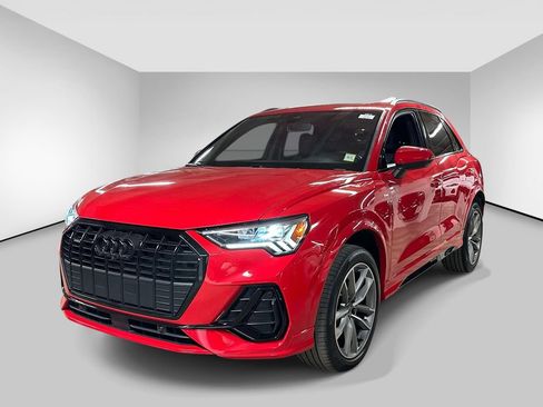 Used 2024 Audi Q3 2.0T Premium Plus w/ Premium Plus Package AWD/4WD image 1