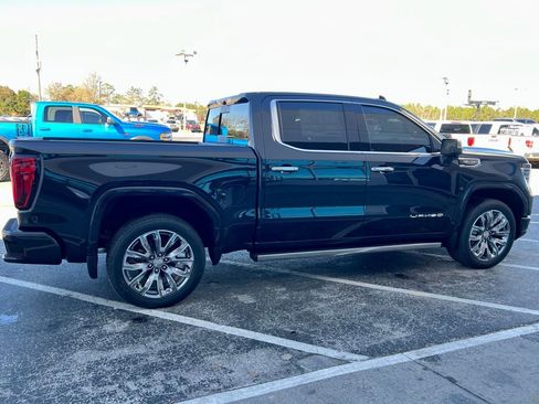 New 2026 GMC Sierra 1500 Denali image 4