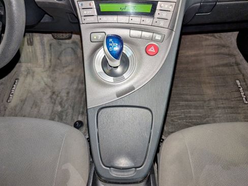 Used 2015 Toyota Prius Three image 35