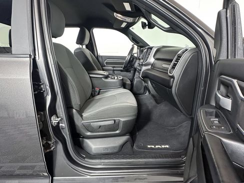 Used 2024 RAM 2500 Big Horn AWD/4WD image 5