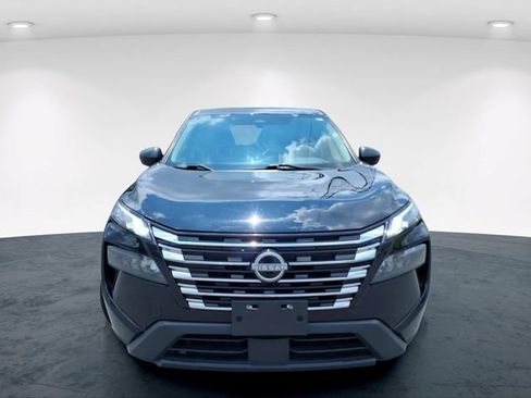 Used 2024 Nissan Rogue S AWD/4WD image 4