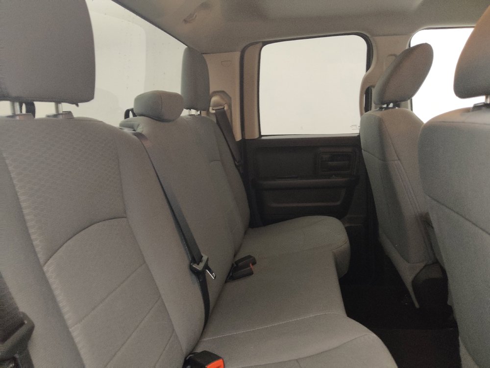 Used 2017 RAM 1500 Express AWD/4WD image 19