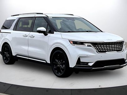 Used 2024 Kia Carnival SX