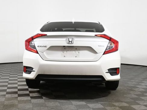 Used 2018 Honda Civic EX image 10