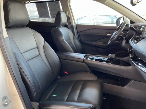 Used 2023 Nissan Rogue SL w/ SL Premium Package image 36