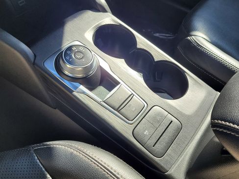 Used 2022 Ford Escape SEL image 27