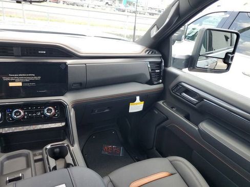 New 2026 GMC Sierra 3500 AT4 AWD/4WD image 16