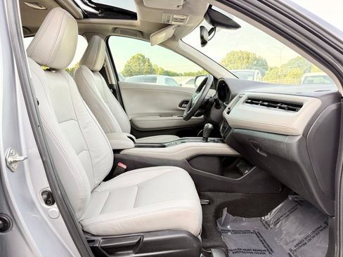 Used 2021 Honda HR-V EX-L image 21