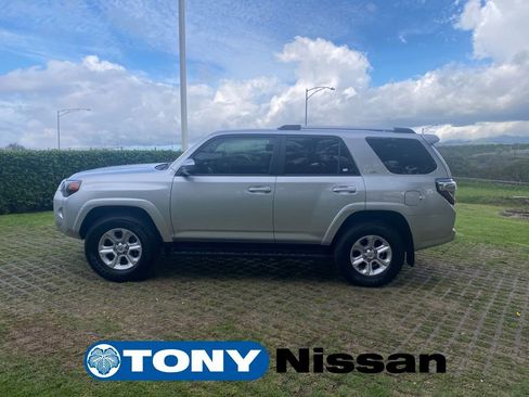 Used 2024 Toyota 4Runner SR5 image 22