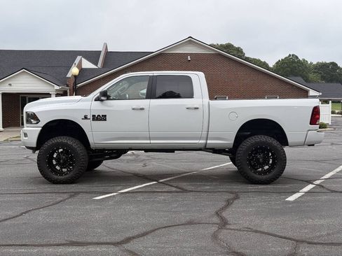 Used 2017 RAM 2500 Big Horn w/ Sport Appearance Group AWD/4WD image 7