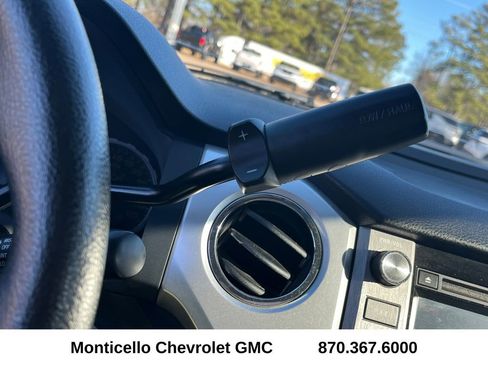 Used 2019 Toyota Tundra SR5 image 21