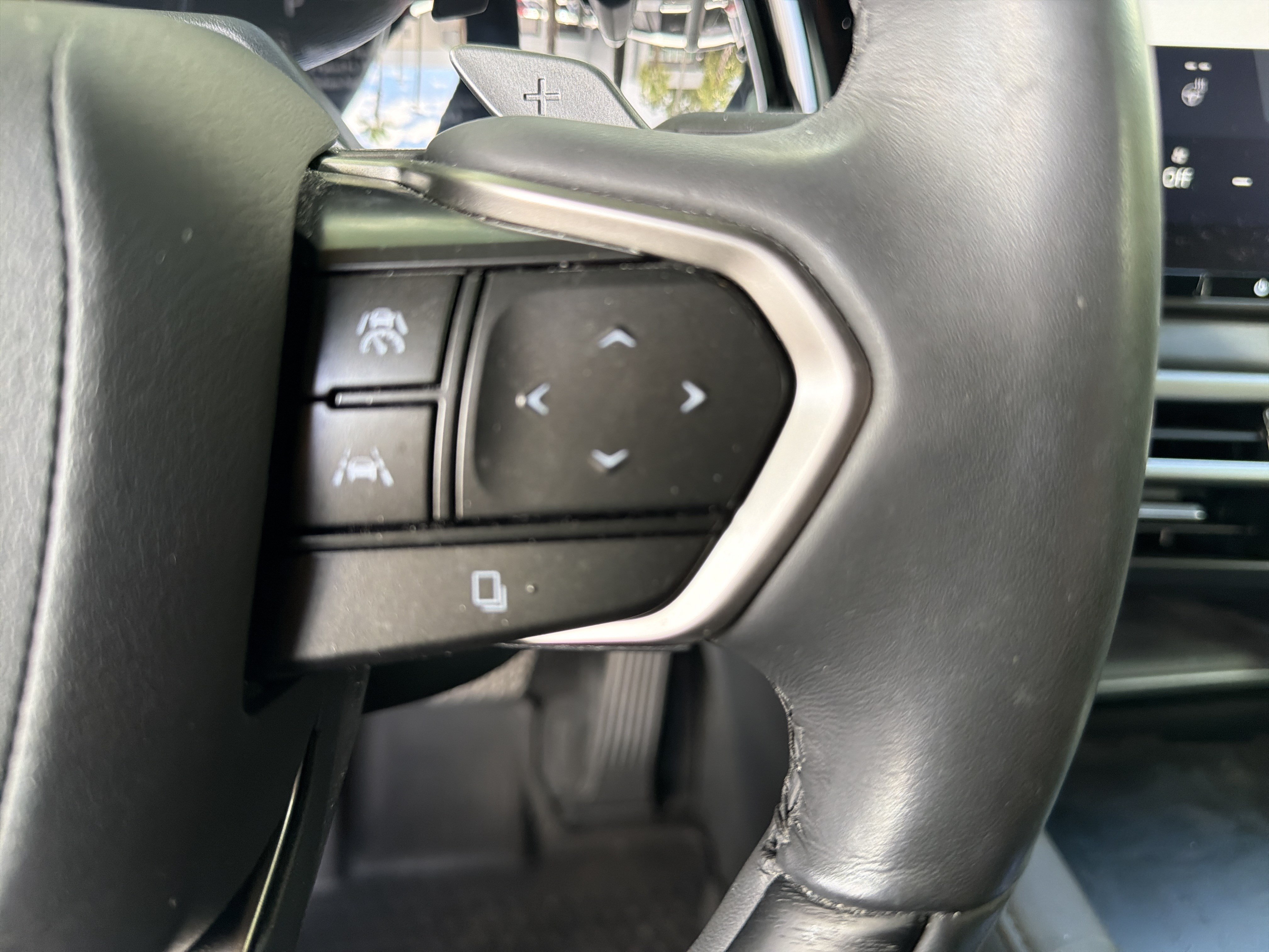 Certified 2024 Lexus RX 350 AWD w/ Convenience Package image 19