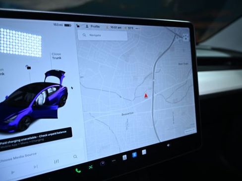 Used 2021 Tesla Model 3 Standard Range Plus image 33