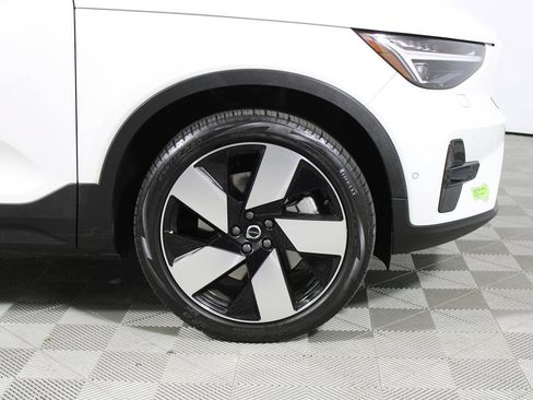 Used 2023 Volvo C40 P8 Recharge Ultimate AWD/4WD image 8