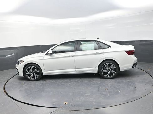 New 2026 Volkswagen Jetta SEL FWD image 6