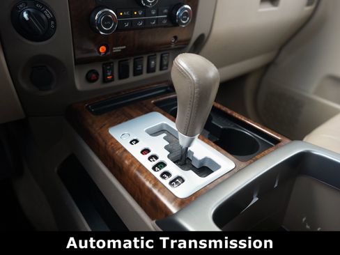 Used 2012 Nissan Titan SL image 8