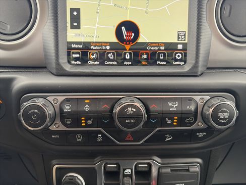 Used 2021 Jeep Wrangler Unlimited Sport image 28