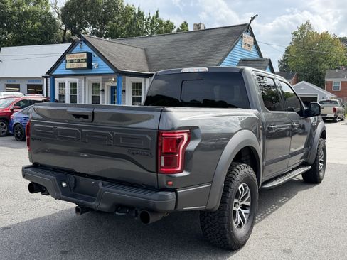 Used 2017 Ford F150 Raptor w/ Equipment Group 802A Luxury AWD/4WD image 5