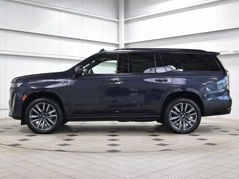 Used 2023 Cadillac Escalade Sport Platinum image 4