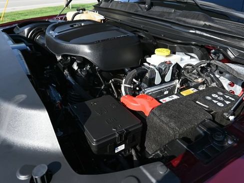 Used 2025 RAM 1500 Laramie w/ Sport Appearance Package AWD/4WD image 16