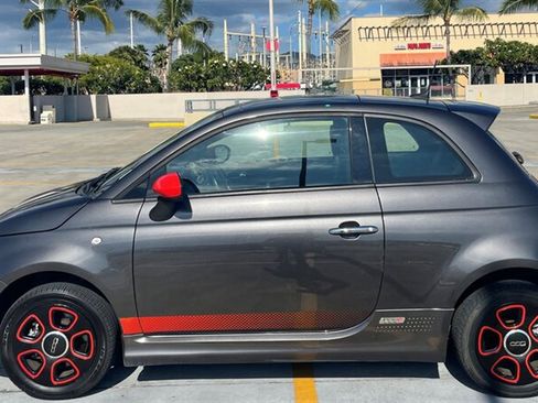 Used 2018 FIAT 500 e w/ Esport Package FWD image 2
